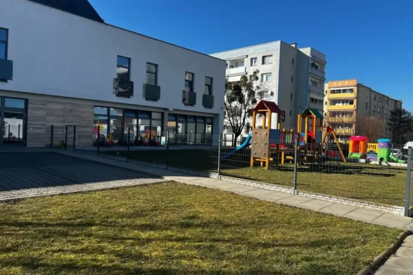 Żłobek i przedszkole w Strzelcach zapraszają po wakacjach – trwają zapisy