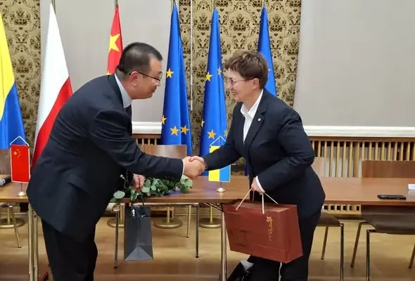 Opolskie otwiera się na Chiny: wizyta SinoCham w ratuszu