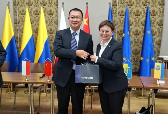 Opolskie otwiera się na Chiny: spotkanie z SinoCham w ratuszu