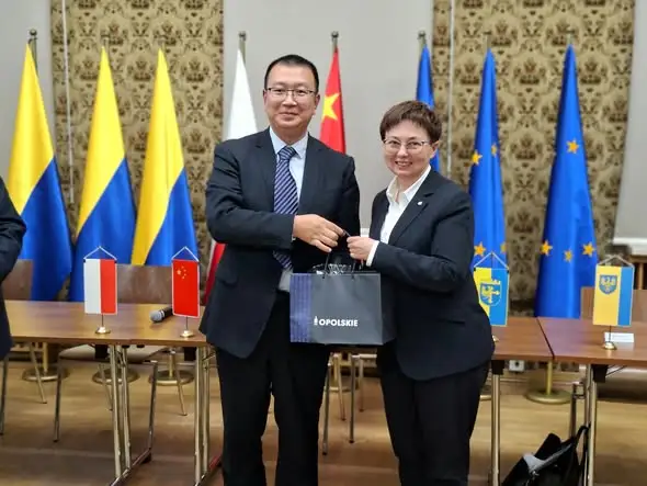 Opolskie otwiera się na Chiny: spotkanie z SinoCham w ratuszu