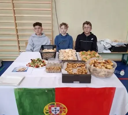 Europejski Dzień Języków Obcych w szkole – studenci z sześciu krajów spotkali się z uczniami
