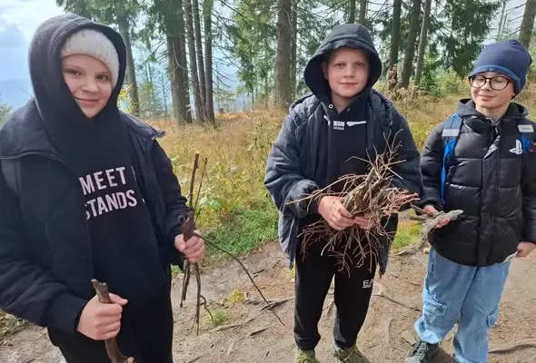 Klasa 5a zdobyła Turbacz – wycieczka pełna wrażeń